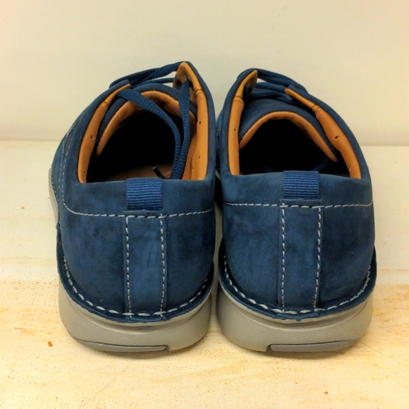 Clarks Shoes- unnature Plain - Picture 4 of 7